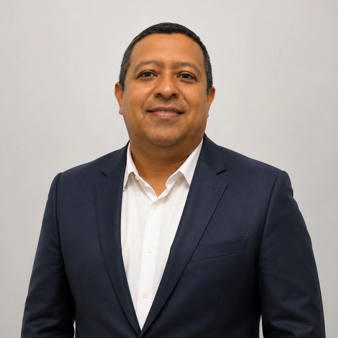 Marlon Enrique De Los Reyes Tatis, Líder Financiero y Revisor Fiscal
